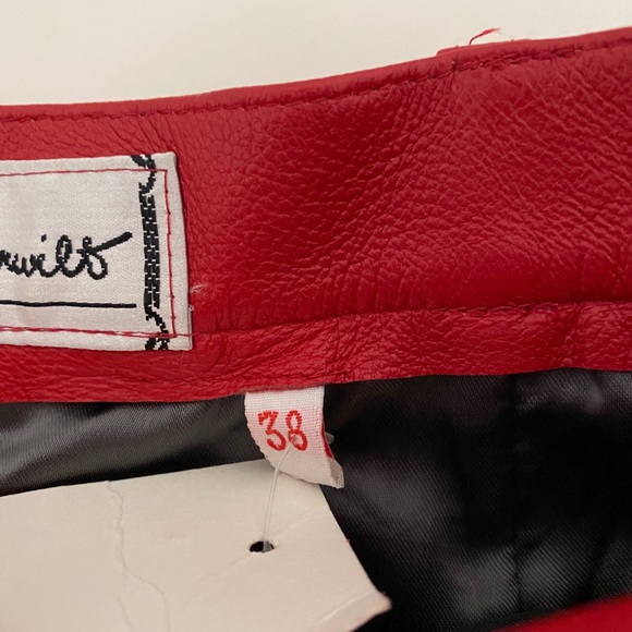 Sexy Red Leather Booty High Waist Shorts 38 - Picture 8 of 10